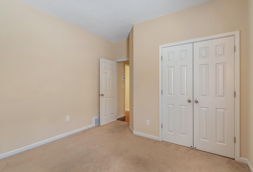 1365 HARBOR PARK DR, Memphis, Tennessee 38103, 3 Bedroom Bedrooms, 5 Room Rooms,2 BathroomBathrooms,Residential,For Sale,HARBOR PARK,0,10224077