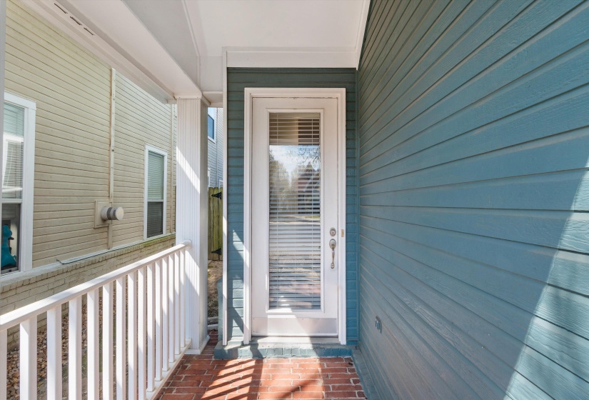 1365 HARBOR PARK DR, Memphis, Tennessee 38103, 3 Bedroom Bedrooms, 5 Room Rooms,2 BathroomBathrooms,Residential,For Sale,HARBOR PARK,0,10224077
