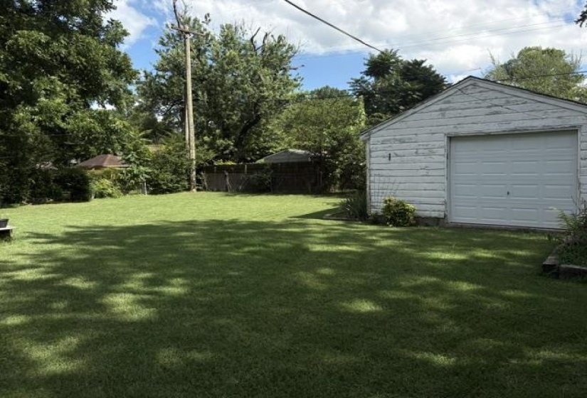 4951 HUMMINGBIRD LN, Memphis, Tennessee 38117, 3 Bedroom Bedrooms, 6 Room Rooms,1 BathroomBathrooms,Residential,For Sale,HUMMINGBIRD,0,10224084