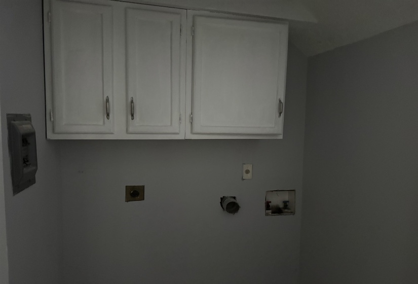 3157 TULIP POPLAR DR, Memphis, Tennessee 38115, 3 Bedroom Bedrooms, 6 Room Rooms,2.1 BathroomBathrooms,Residential,For Sale,TULIP POPLAR,0,10224086