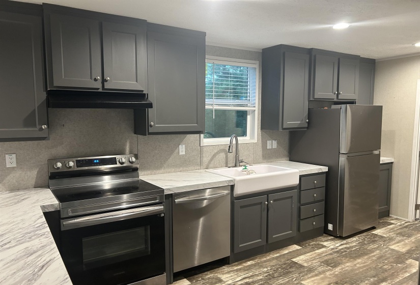 4080 PYBURNS DR, Savannah, Tennessee 38372, 3 Bedrooms Bedrooms, 6 Rooms Rooms,2 BathroomsBathrooms,Residential,For Sale,PYBURNS,10224090