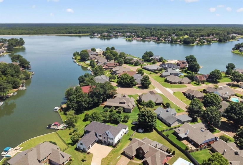9797 WINDWARD SLOPE CV, Lakeland, Tennessee 38002-8192, 4 Bedroom Bedrooms, 13 Room Rooms,4 BathroomBathrooms,Residential,For Sale,WINDWARD SLOPE,0,10224094