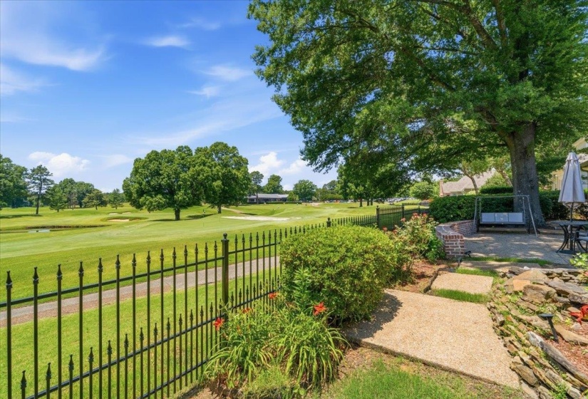 10211 CARNEGIE CLUB DR, Collierville, Tennessee 38017, 4 Bedroom Bedrooms, 9 Room Rooms,3 BathroomBathrooms,Residential,For Sale,CARNEGIE CLUB,0,10224097