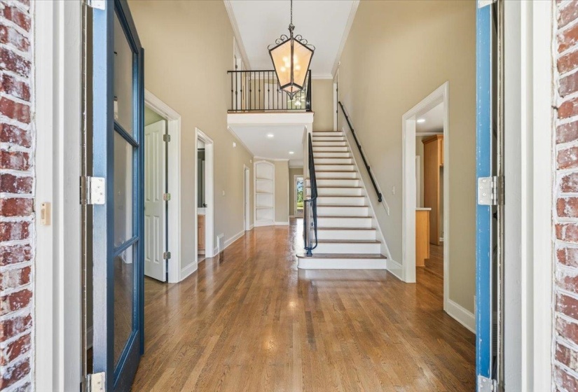10211 CARNEGIE CLUB DR, Collierville, Tennessee 38017, 4 Bedroom Bedrooms, 9 Room Rooms,3 BathroomBathrooms,Residential,For Sale,CARNEGIE CLUB,0,10224097