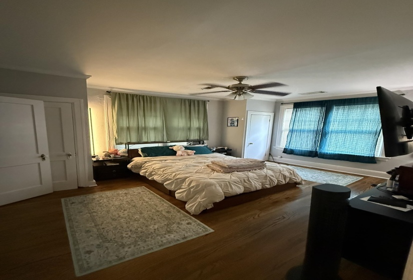 217 MCLEAN BLVD, Memphis, Tennessee 38112, 3 Bedrooms Bedrooms, ,2 BathroomsBathrooms,Duplexes,For Sale,MCLEAN,10224110
