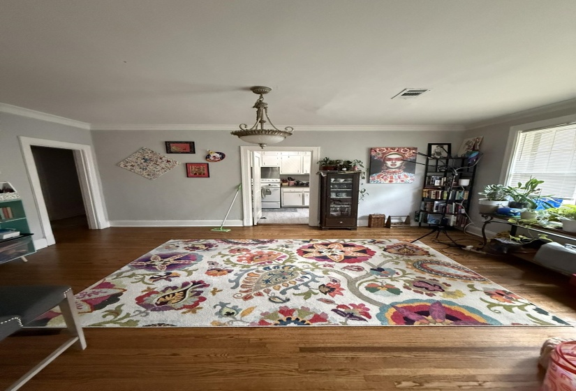 217 MCLEAN BLVD, Memphis, Tennessee 38112, 3 Bedrooms Bedrooms, ,2 BathroomsBathrooms,Duplexes,For Sale,MCLEAN,10224110