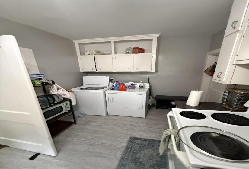 217 MCLEAN BLVD, Memphis, Tennessee 38112, 3 Bedrooms Bedrooms, ,2 BathroomsBathrooms,Duplexes,For Sale,MCLEAN,10224110