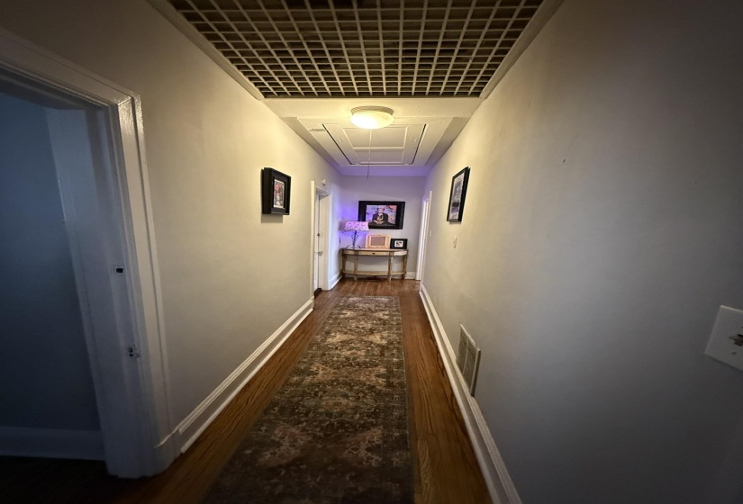 217 MCLEAN BLVD, Memphis, Tennessee 38112, 3 Bedrooms Bedrooms, ,2 BathroomsBathrooms,Duplexes,For Sale,MCLEAN,10224110