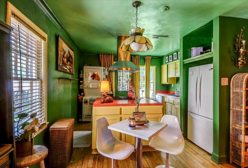 226 EDWIN CIR, Memphis, Tennessee 38104, 3 Bedrooms Bedrooms, 5 Rooms Rooms,1 BathroomBathrooms,Residential,For Sale,EDWIN,10224103