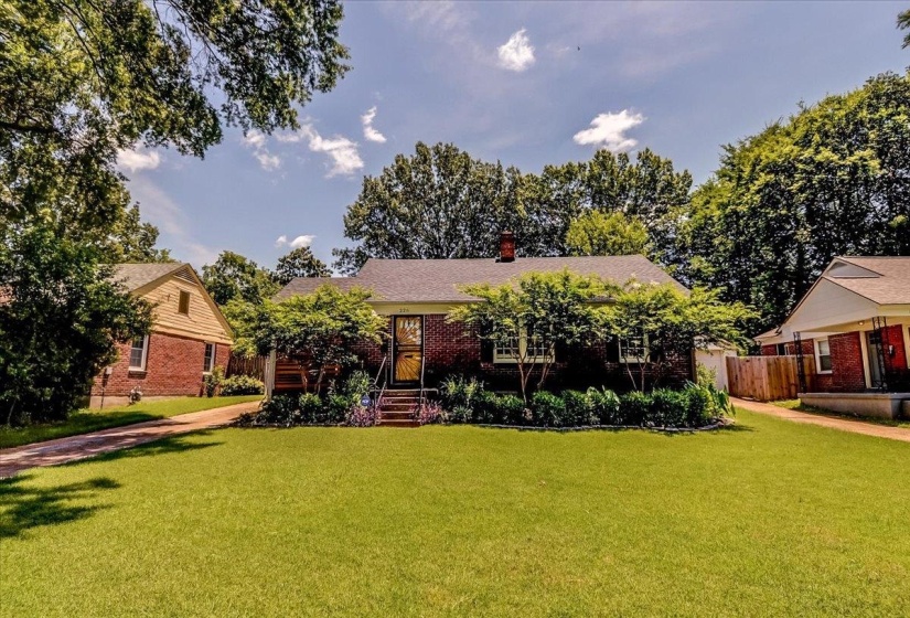 226 EDWIN CIR, Memphis, Tennessee 38104, 3 Bedrooms Bedrooms, 5 Rooms Rooms,1 BathroomBathrooms,Residential,For Sale,EDWIN,10224103