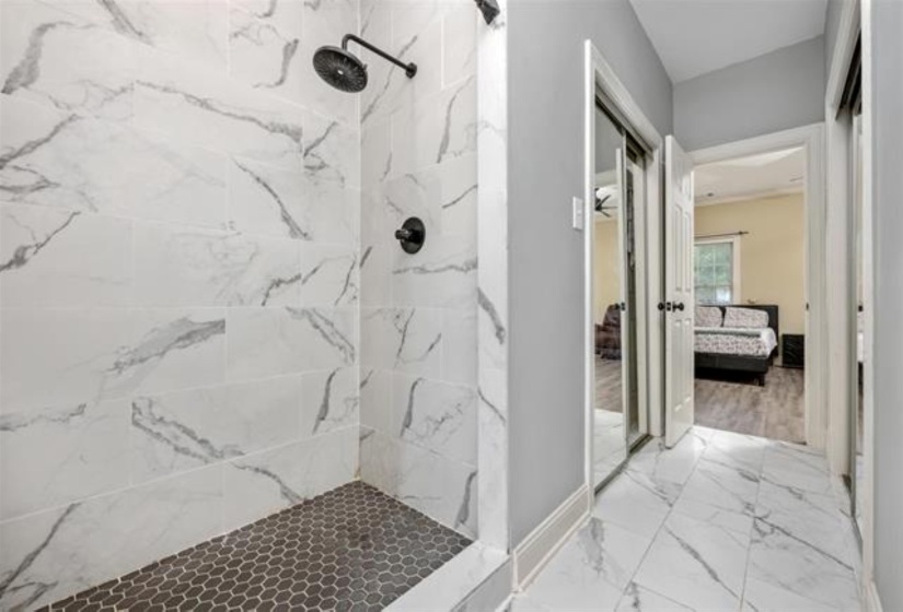1646 FORSYTHE DR, Collierville, Tennessee 38017, 5 Bedrooms Bedrooms, 8 Rooms Rooms,3 BathroomsBathrooms,Residential,For Sale,FORSYTHE,10224104