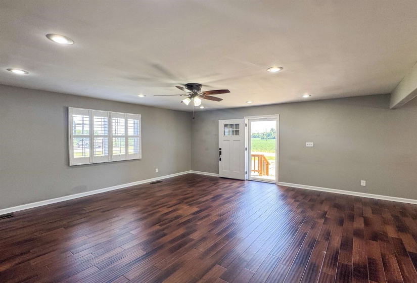 792 SMITH DR, Covington, Tennessee 38019, 3 Bedroom Bedrooms, 7 Room Rooms,2 BathroomBathrooms,Residential,For Sale,SMITH,0,10224111