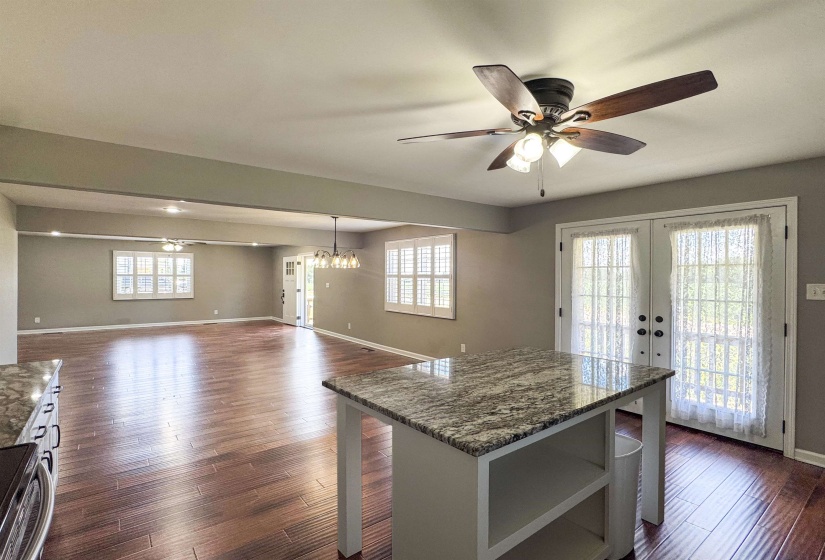 792 SMITH DR, Covington, Tennessee 38019, 3 Bedroom Bedrooms, 7 Room Rooms,2 BathroomBathrooms,Residential,For Sale,SMITH,0,10224111