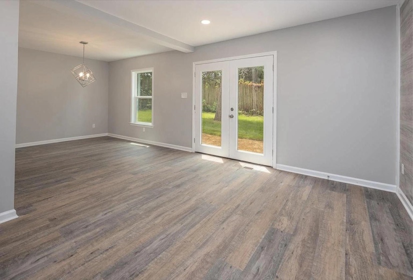 3133 ESTES ST, Memphis, Tennessee 38115, 3 Bedrooms Bedrooms, 6 Rooms Rooms,1.1 BathroomsBathrooms,Residential,For Sale,ESTES,10224113