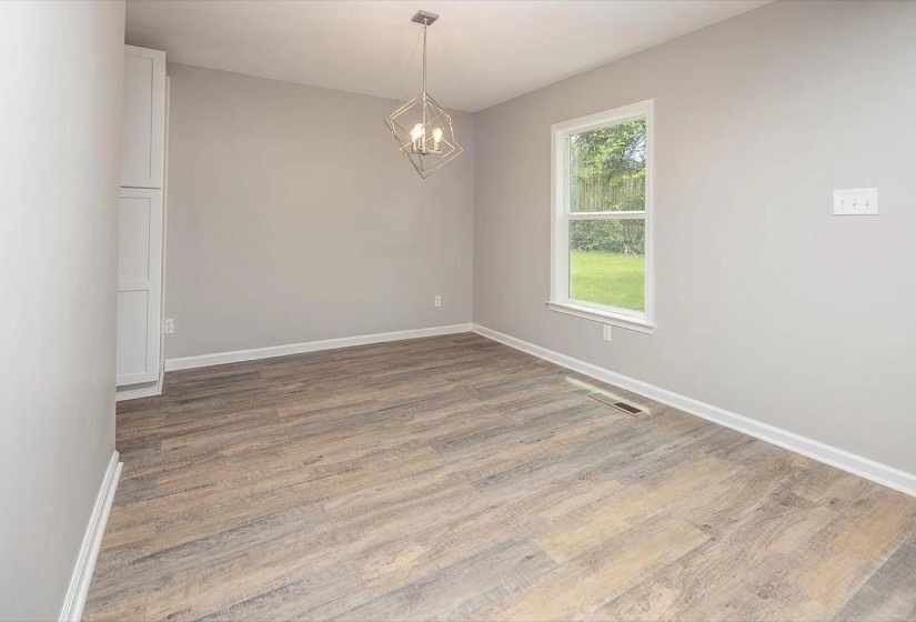 3133 ESTES ST, Memphis, Tennessee 38115, 3 Bedrooms Bedrooms, 6 Rooms Rooms,1.1 BathroomsBathrooms,Residential,For Sale,ESTES,10224113