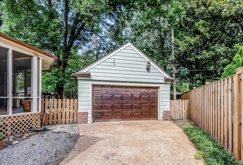 57 ROBERT DELL CV, Memphis, Tennessee 38117, 3 Bedrooms Bedrooms, 7 Rooms Rooms,2 BathroomsBathrooms,Residential,For Sale,ROBERT DELL,10224116