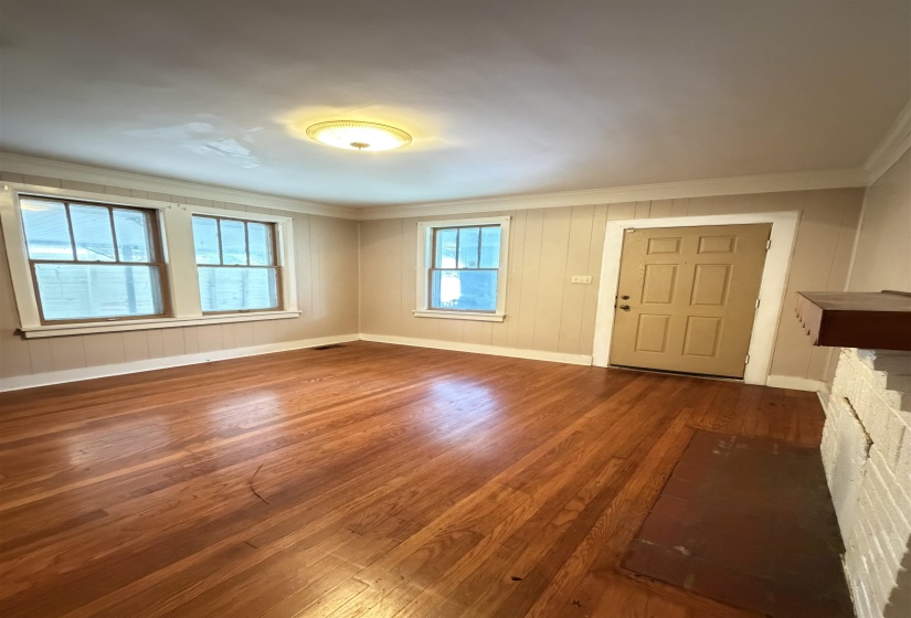 3612 COLEMAN AVE, Memphis, Tennessee 38122, 2 Bedrooms Bedrooms, 6 Rooms Rooms,1 BathroomBathrooms,Residential,For Sale,COLEMAN,10224117
