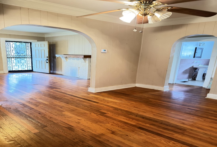 3612 COLEMAN AVE, Memphis, Tennessee 38122, 2 Bedrooms Bedrooms, 6 Rooms Rooms,1 BathroomBathrooms,Residential,For Sale,COLEMAN,10224117