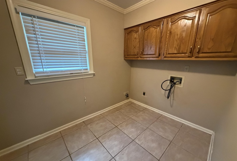 956 ROLLING OAKS LN, Collierville, Tennessee 38017, 5 Bedrooms Bedrooms, 9 Rooms Rooms,3.1 BathroomsBathrooms,Rental Properties,For Sale,ROLLING OAKS,10224150