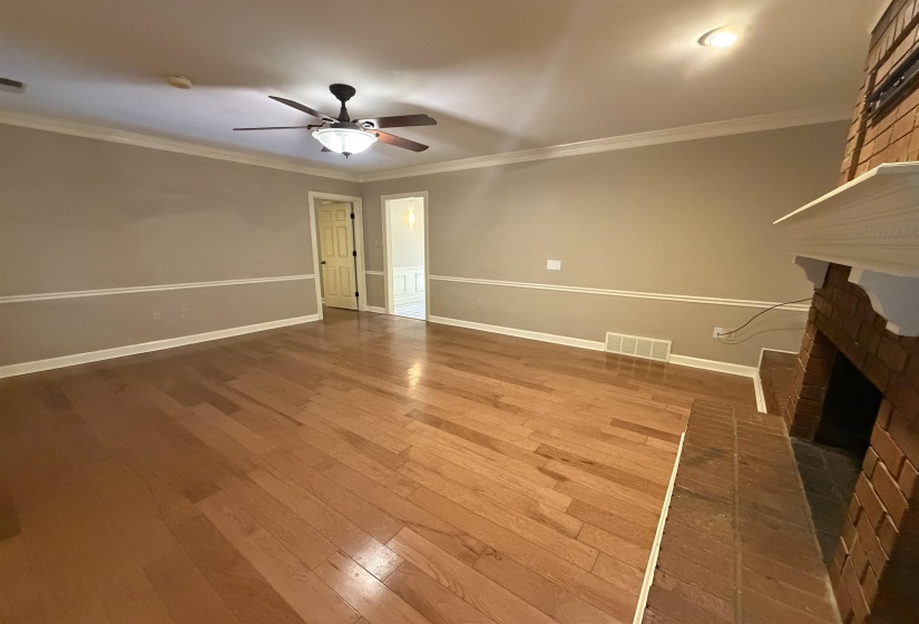 956 ROLLING OAKS LN, Collierville, Tennessee 38017, 5 Bedrooms Bedrooms, 9 Rooms Rooms,3.1 BathroomsBathrooms,Rental Properties,For Sale,ROLLING OAKS,10224150