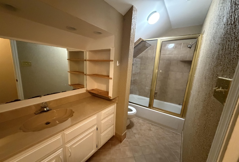 956 ROLLING OAKS LN, Collierville, Tennessee 38017, 5 Bedrooms Bedrooms, 9 Rooms Rooms,3.1 BathroomsBathrooms,Rental Properties,For Sale,ROLLING OAKS,10224150