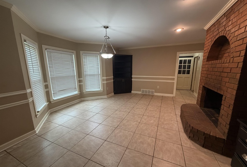 956 ROLLING OAKS LN, Collierville, Tennessee 38017, 5 Bedrooms Bedrooms, 9 Rooms Rooms,3.1 BathroomsBathrooms,Rental Properties,For Sale,ROLLING OAKS,10224150