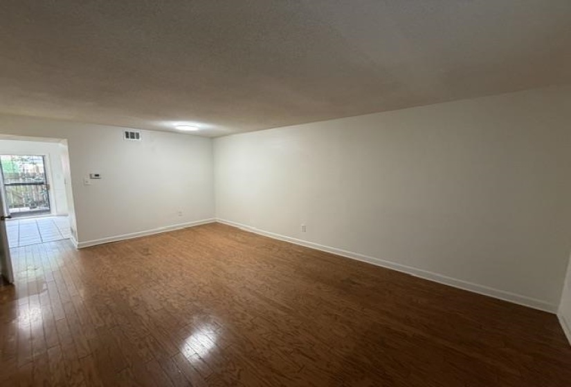 5730 QUINCE RD, Memphis, Tennessee 38119, 2 Bedrooms Bedrooms, 5 Rooms Rooms,1.1 BathroomsBathrooms,Rental Properties,For Sale,QUINCE,10224161