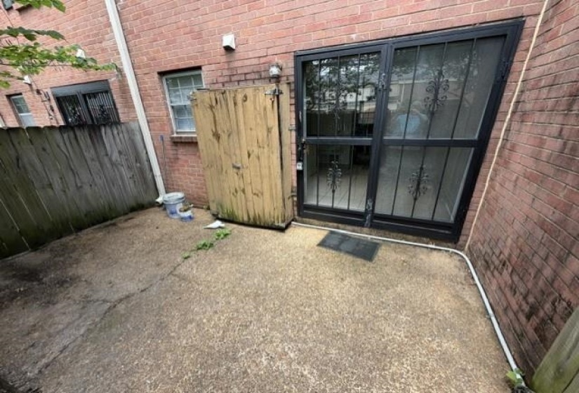 5730 QUINCE RD, Memphis, Tennessee 38119, 2 Bedrooms Bedrooms, 5 Rooms Rooms,1.1 BathroomsBathrooms,Rental Properties,For Sale,QUINCE,10224161