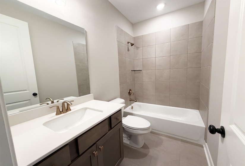 12113 PROVIDENCE CENTER LOOP, Arlington, Tennessee 38002, 5 Bedroom Bedrooms, 10 Room Rooms,4.1 BathroomBathrooms,Residential,For Sale,PROVIDENCE CENTER,0,10211020