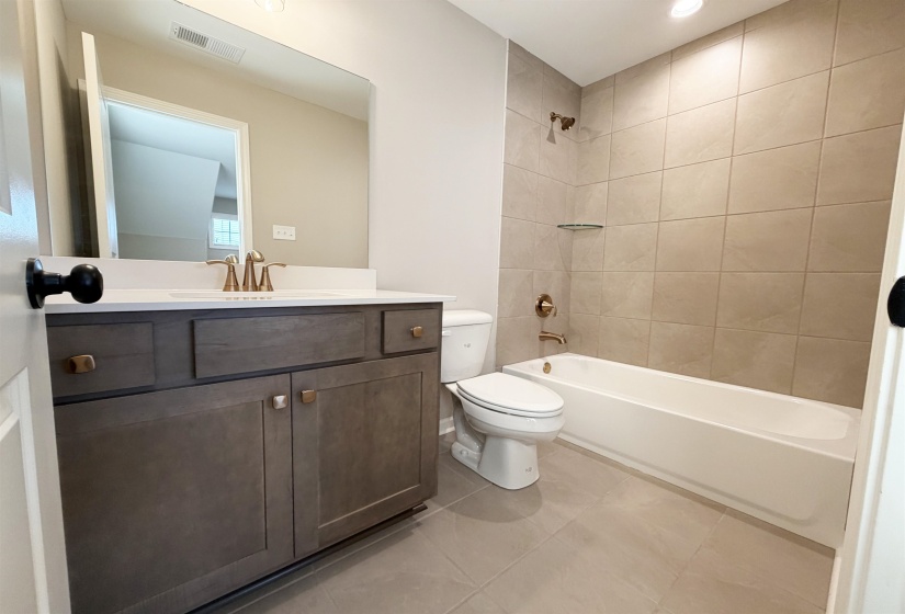 12113 PROVIDENCE CENTER LOOP, Arlington, Tennessee 38002, 5 Bedroom Bedrooms, 10 Room Rooms,4.1 BathroomBathrooms,Residential,For Sale,PROVIDENCE CENTER,0,10211020