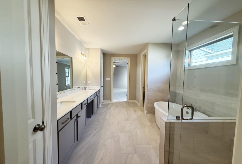 12111 PROVIDENCE CENTER LOOP, Arlington, Tennessee 38002, 5 Bedroom Bedrooms, 10 Room Rooms,4.1 BathroomBathrooms,Residential,For Sale,PROVIDENCE CENTER,0,10212776