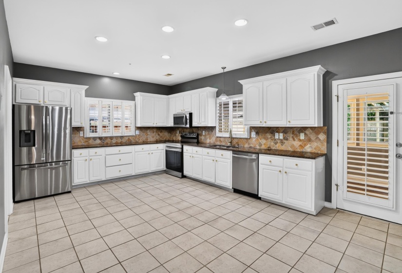 1715 GOLDSMITH CT, Collierville, Tennessee 38017, 4 Bedroom Bedrooms, 8 Room Rooms,2.1 BathroomBathrooms,Residential,For Sale,GOLDSMITH,0,10219678