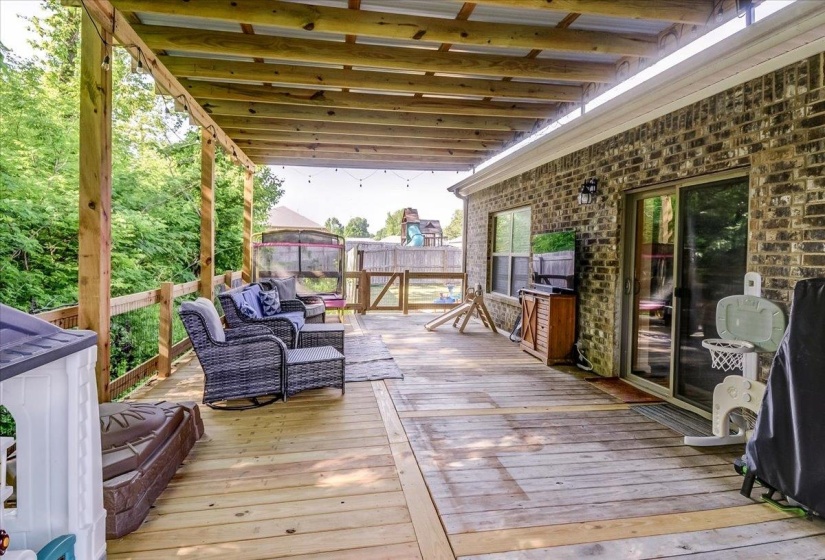 425 COLONIAL HEIGHTS DR, Munford, Tennessee 38058, 3 Bedroom Bedrooms, 6 Room Rooms,2 BathroomBathrooms,Residential,For Sale,COLONIAL HEIGHTS,0,10220449