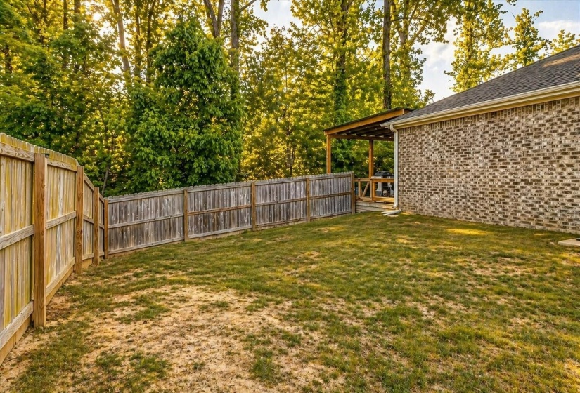 425 COLONIAL HEIGHTS DR, Munford, Tennessee 38058, 3 Bedroom Bedrooms, 6 Room Rooms,2 BathroomBathrooms,Residential,For Sale,COLONIAL HEIGHTS,0,10220449
