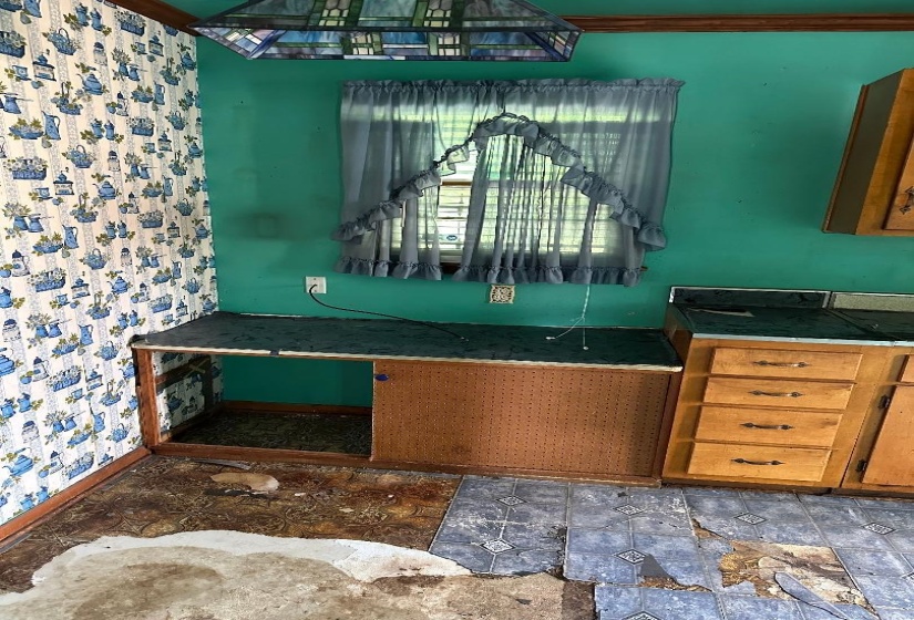 1484 DEMPSTER RD, Memphis, Tennessee 38106, 3 Bedroom Bedrooms, 6 Room Rooms,2 BathroomBathrooms,Residential,For Sale,DEMPSTER,0,10224127