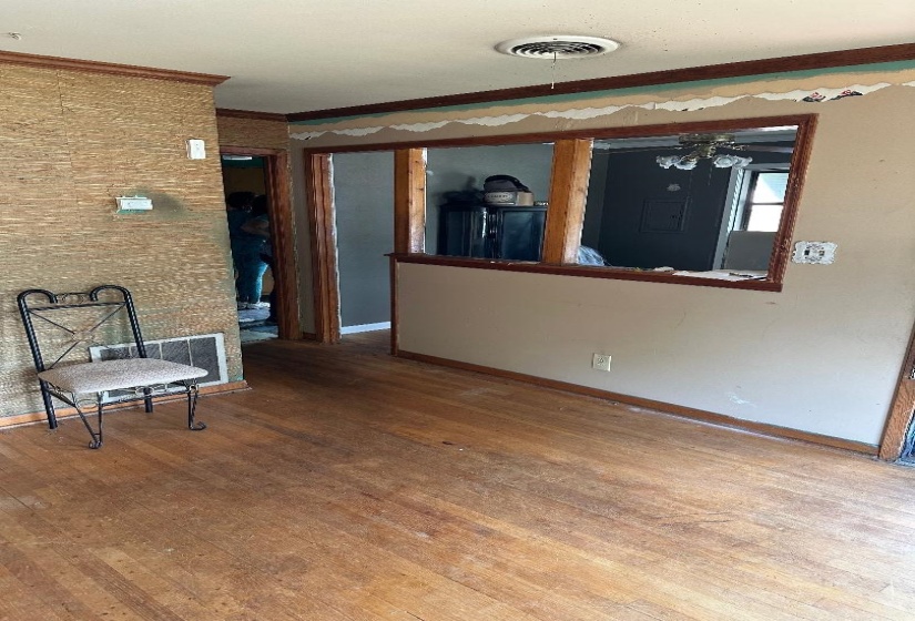 1484 DEMPSTER RD, Memphis, Tennessee 38106, 3 Bedroom Bedrooms, 6 Room Rooms,2 BathroomBathrooms,Residential,For Sale,DEMPSTER,0,10224127