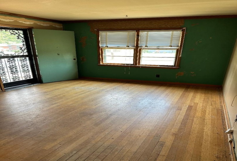 1484 DEMPSTER RD, Memphis, Tennessee 38106, 3 Bedroom Bedrooms, 6 Room Rooms,2 BathroomBathrooms,Residential,For Sale,DEMPSTER,0,10224127