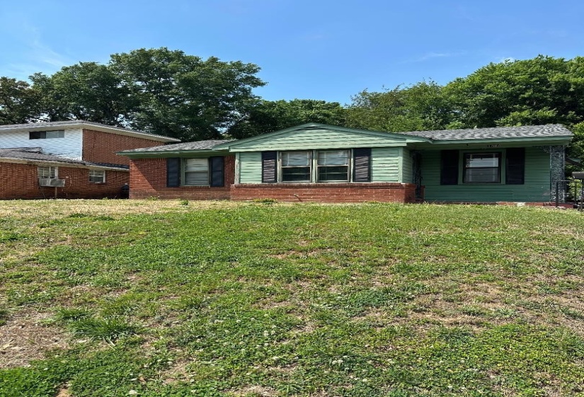 1484 DEMPSTER RD, Memphis, Tennessee 38106, 3 Bedroom Bedrooms, 6 Room Rooms,2 BathroomBathrooms,Residential,For Sale,DEMPSTER,0,10224127
