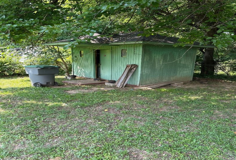 1484 DEMPSTER RD, Memphis, Tennessee 38106, 3 Bedroom Bedrooms, 6 Room Rooms,2 BathroomBathrooms,Residential,For Sale,DEMPSTER,0,10224127
