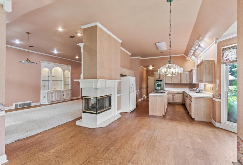 1578 QUAIL POINTE CIR, Memphis, Tennessee 38120, 3 Bedrooms Bedrooms, 7 Rooms Rooms,2 BathroomsBathrooms,Residential,For Sale,QUAIL POINTE,10224133