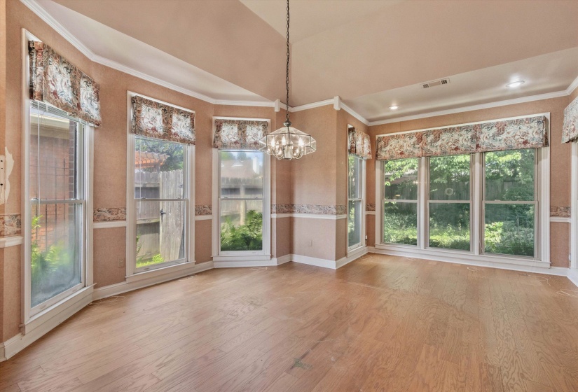 1578 QUAIL POINTE CIR, Memphis, Tennessee 38120, 3 Bedrooms Bedrooms, 7 Rooms Rooms,2 BathroomsBathrooms,Residential,For Sale,QUAIL POINTE,10224133