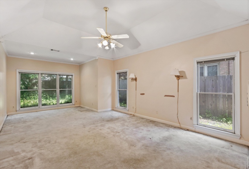 1578 QUAIL POINTE CIR, Memphis, Tennessee 38120, 3 Bedrooms Bedrooms, 7 Rooms Rooms,2 BathroomsBathrooms,Residential,For Sale,QUAIL POINTE,10224133