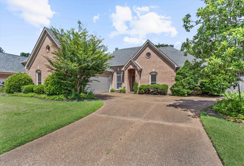 1578 QUAIL POINTE CIR, Memphis, Tennessee 38120, 3 Bedrooms Bedrooms, 7 Rooms Rooms,2 BathroomsBathrooms,Residential,For Sale,QUAIL POINTE,10224133