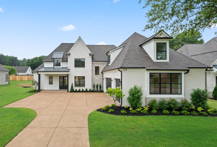 229 GRAND STEEPLE DR, Collierville, Tennessee 38017, 4 Bedrooms Bedrooms, 6 Rooms Rooms,4.1 BathroomsBathrooms,Residential,For Sale,GRAND STEEPLE,10224134