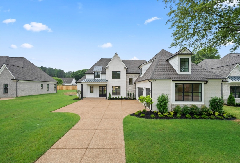 229 GRAND STEEPLE DR, Collierville, Tennessee 38017, 4 Bedrooms Bedrooms, 6 Rooms Rooms,4.1 BathroomsBathrooms,Residential,For Sale,GRAND STEEPLE,10224134