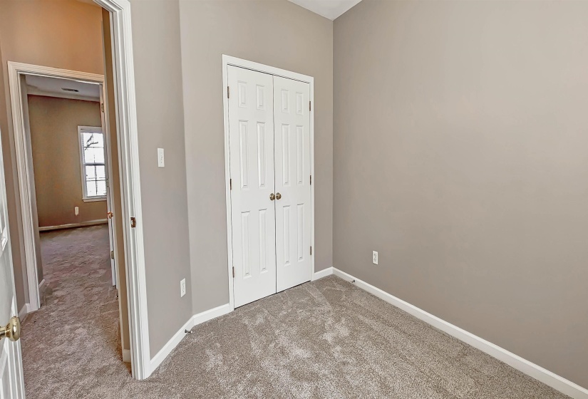 8678 ASHBURY OAK DR, Memphis, Tennessee 38018, 5 Bedrooms Bedrooms, 10 Rooms Rooms,3 BathroomsBathrooms,Residential,For Sale,ASHBURY OAK,10224137
