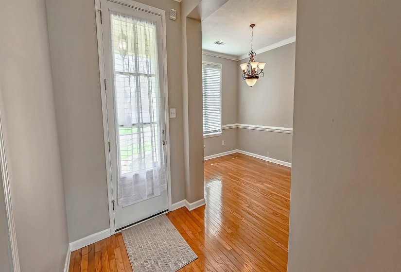 8678 ASHBURY OAK DR, Memphis, Tennessee 38018, 5 Bedrooms Bedrooms, 10 Rooms Rooms,3 BathroomsBathrooms,Residential,For Sale,ASHBURY OAK,10224137