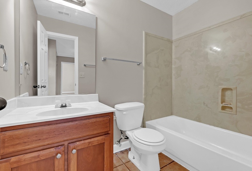 4001 WESLEY FOREST PL, Memphis, Tennessee 38109, 3 Bedrooms Bedrooms, 5 Rooms Rooms,2.1 BathroomsBathrooms,Residential,For Sale,WESLEY FOREST,10224140