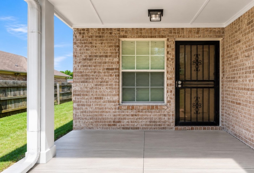 4001 WESLEY FOREST PL, Memphis, Tennessee 38109, 3 Bedrooms Bedrooms, 5 Rooms Rooms,2.1 BathroomsBathrooms,Residential,For Sale,WESLEY FOREST,10224140
