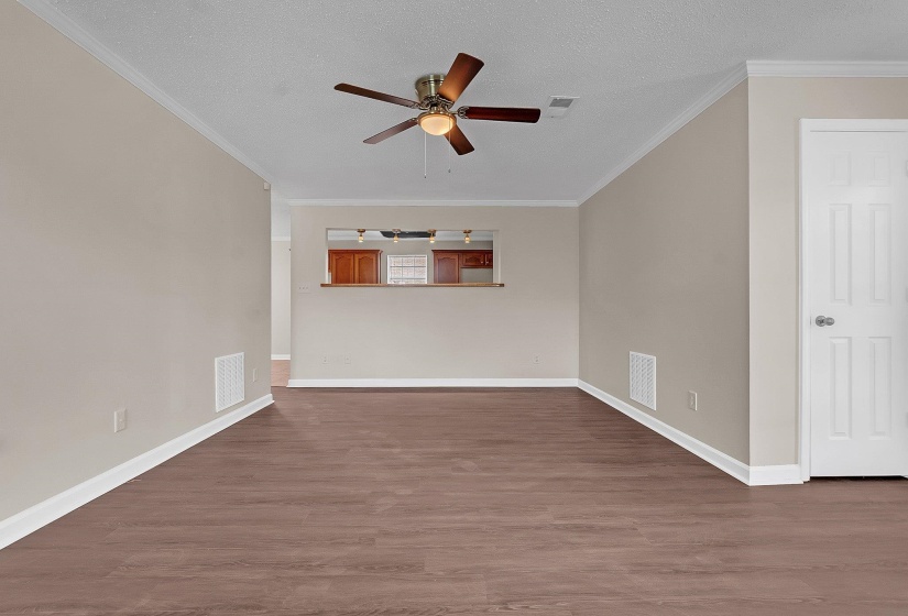 4001 WESLEY FOREST PL, Memphis, Tennessee 38109, 3 Bedrooms Bedrooms, 5 Rooms Rooms,2.1 BathroomsBathrooms,Residential,For Sale,WESLEY FOREST,10224140